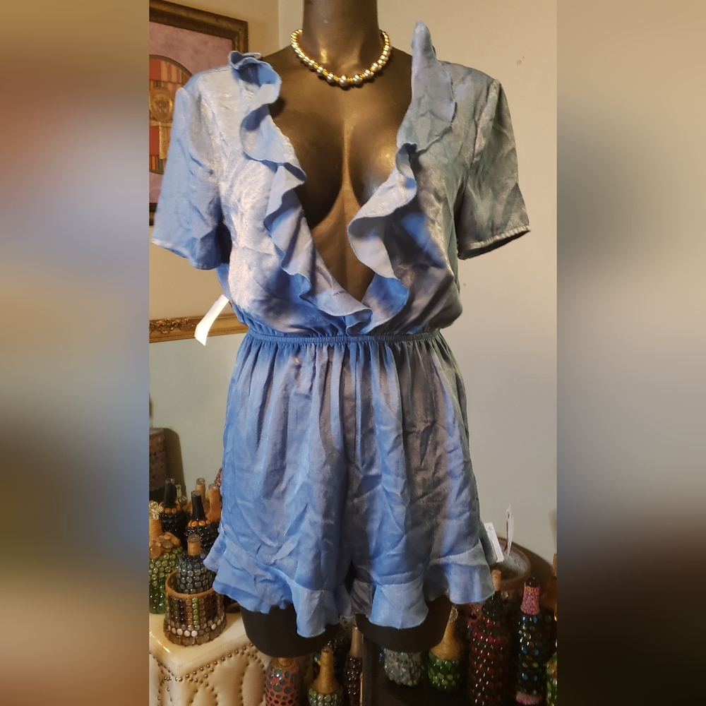 Blue ruffle satin romper. Sz Sm